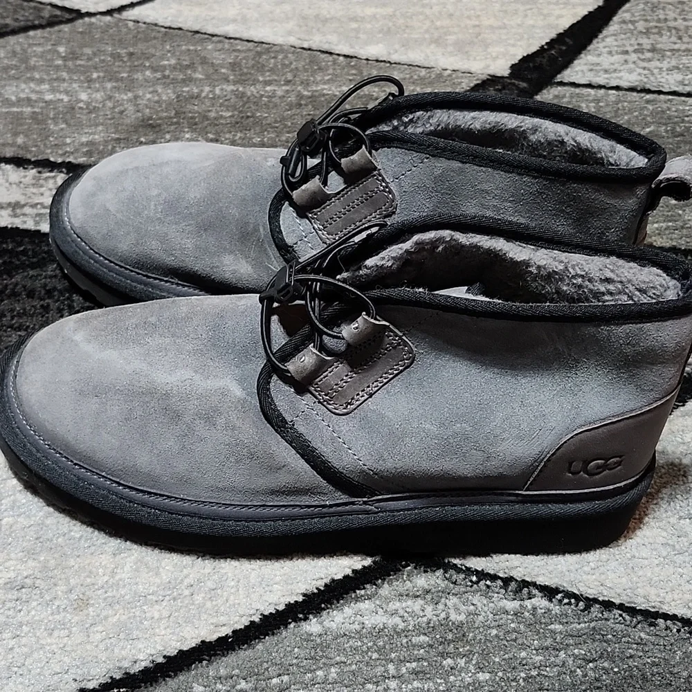 UGG NEUMEL GHILLIE GRAY SUEDE SHEEPSKIN ELASTIC LACES EMBOSSED LOGO SHOES